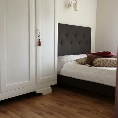 Apartament Jaukus Butas Siauliu Miesto Centre Szawle Zewnętrze zdjęcie